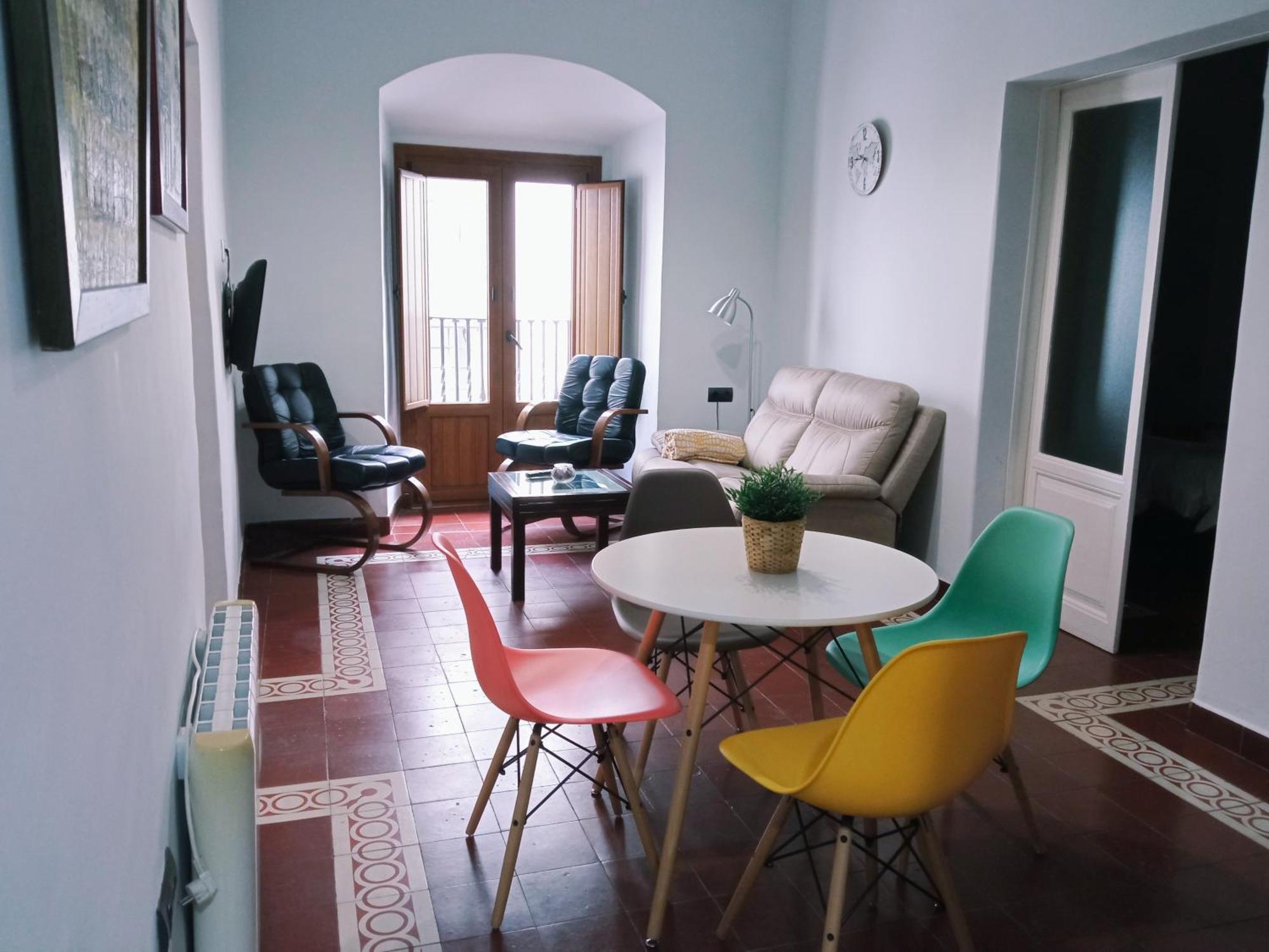 Apto La Almena 2 Junto A Plaza Mayor,2 Habitaciones,Parking Gratuito กาเซเรส ภายนอก รูปภาพ